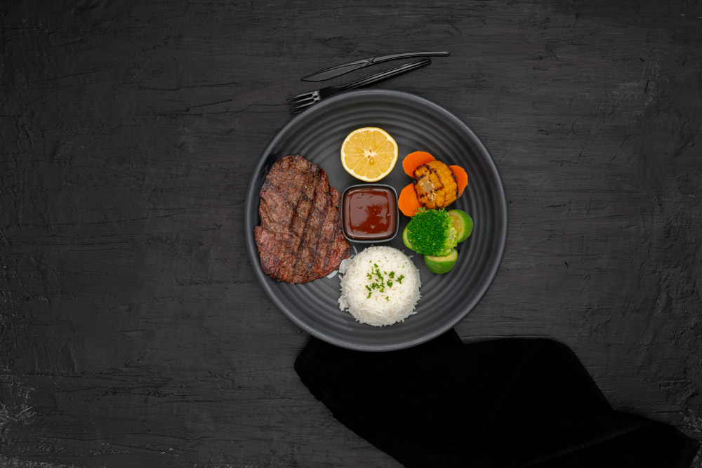 Beef Steak With Rice (565 Cal | P:44G)