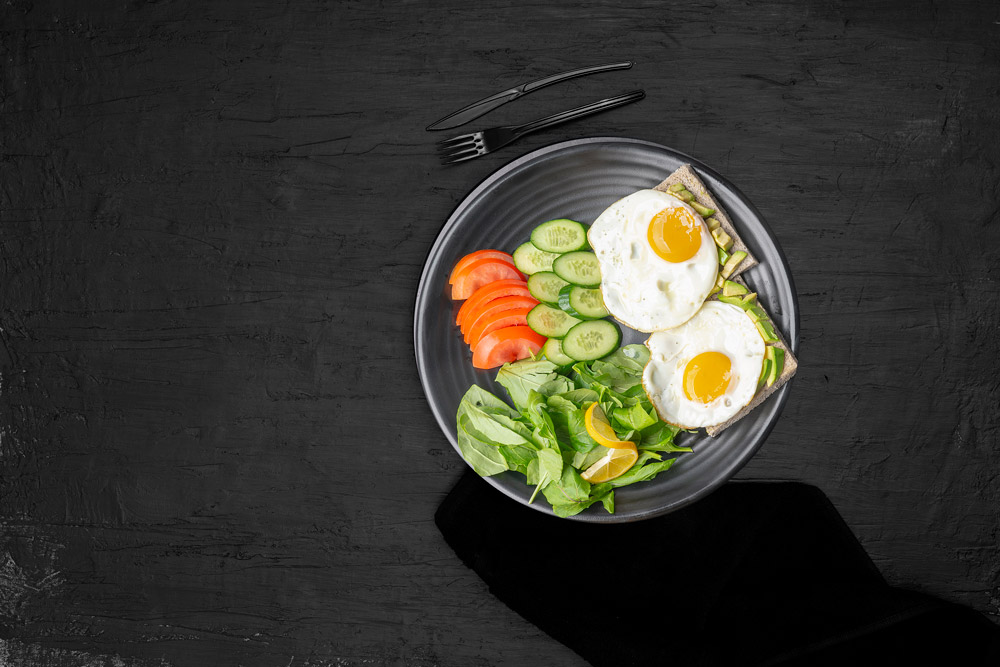 Avocado Poached Egg - 379 Cal