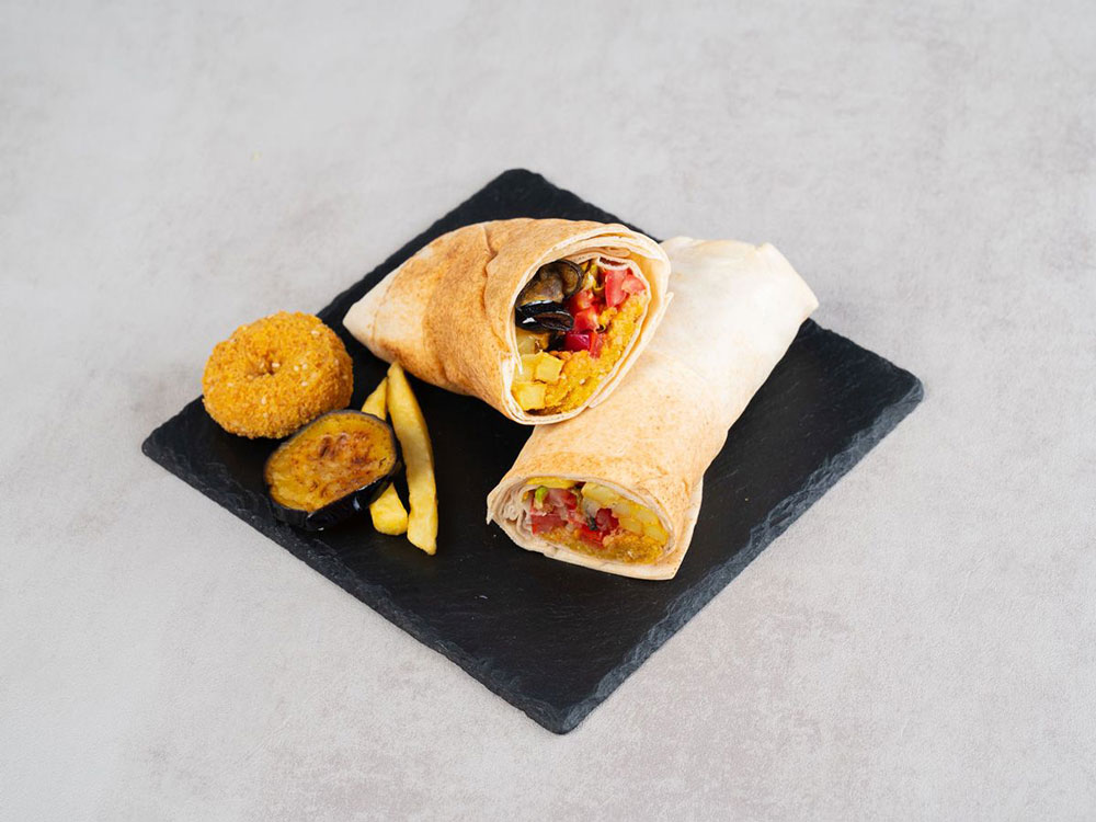 Mixed Falafel Sandwich with Bread