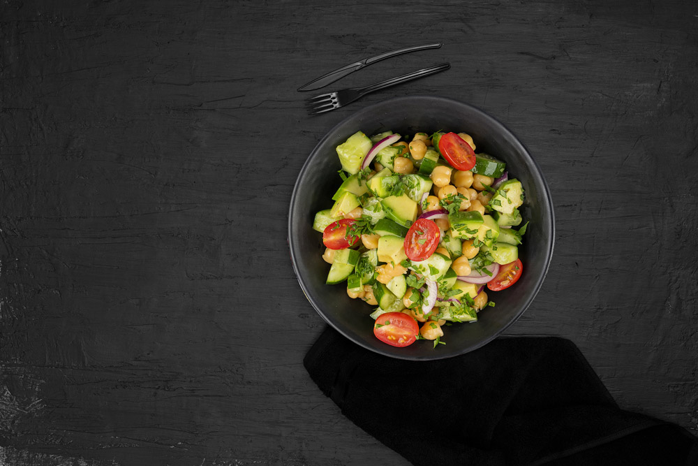 Chickpea Avocado Salad(250 Cal | P:8G)