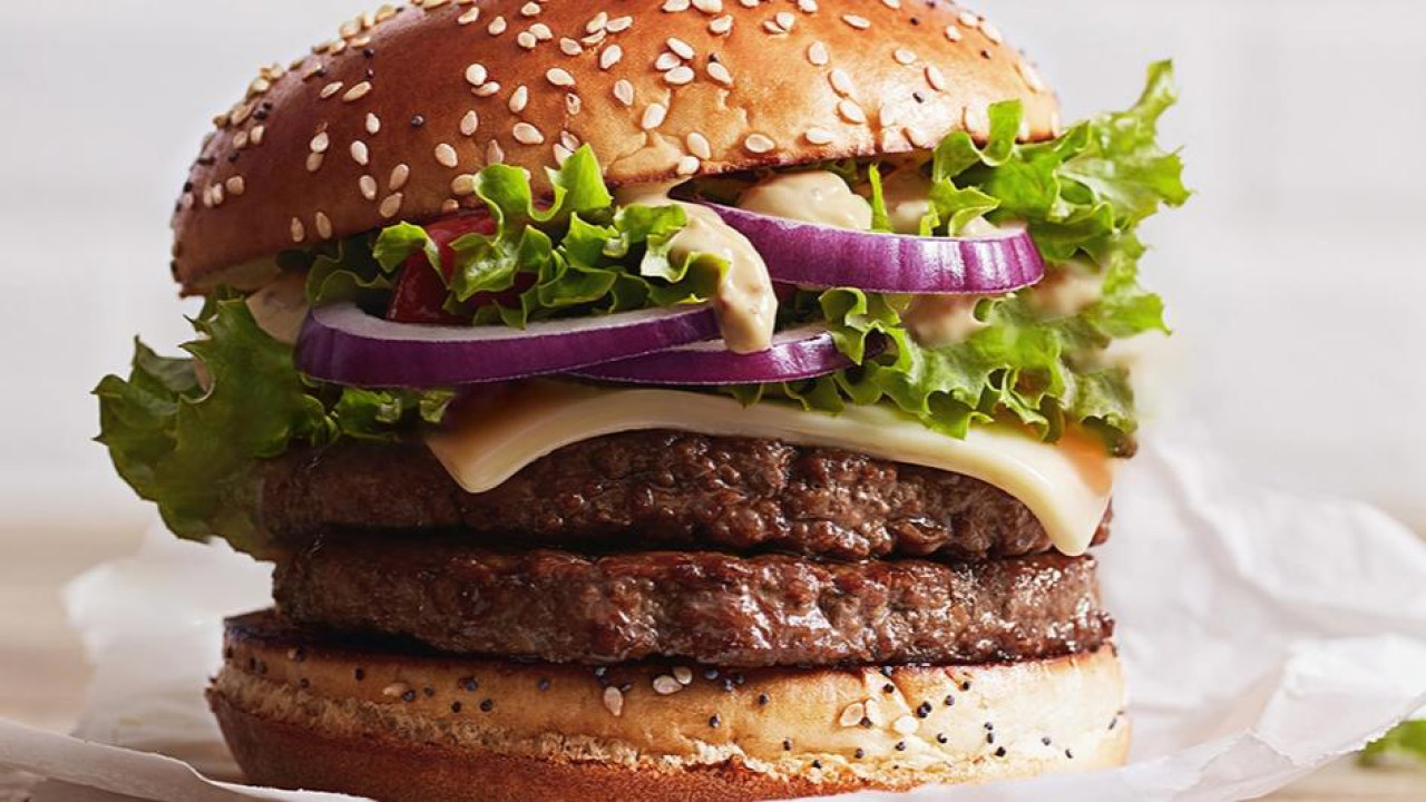 Abu Al - Aiz Burger