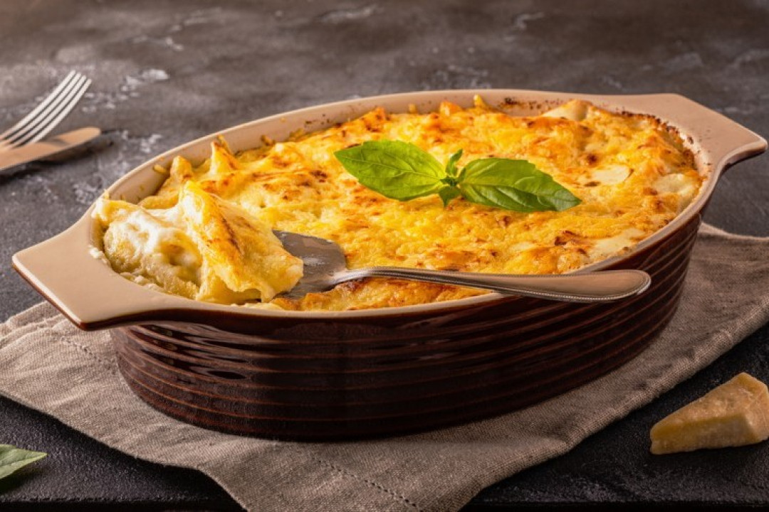 Macaroni With Bechamel